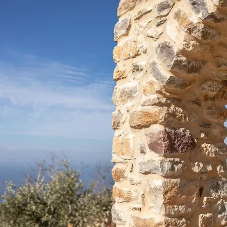 בית נופש Stone House Koumani