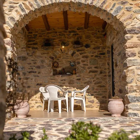 Stone House Koumani Hébergement de vacances *