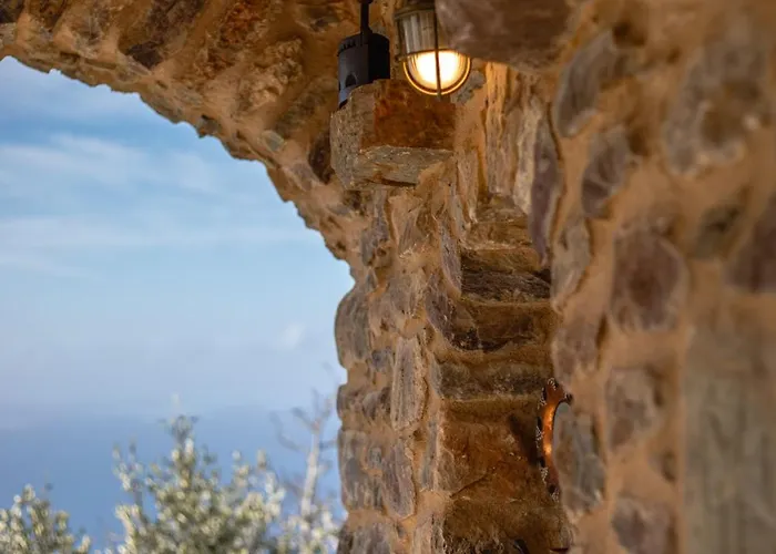 Stone House Koumani בית נופש Thalámai